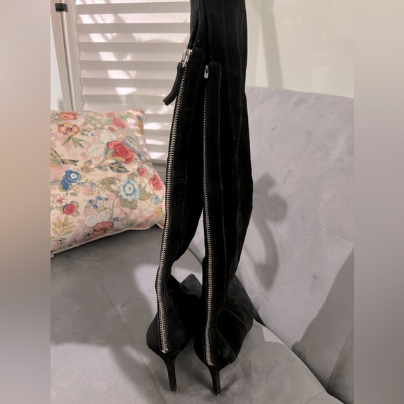 Black real suede knee high boots with Silver zipper - Picture 2 of 3